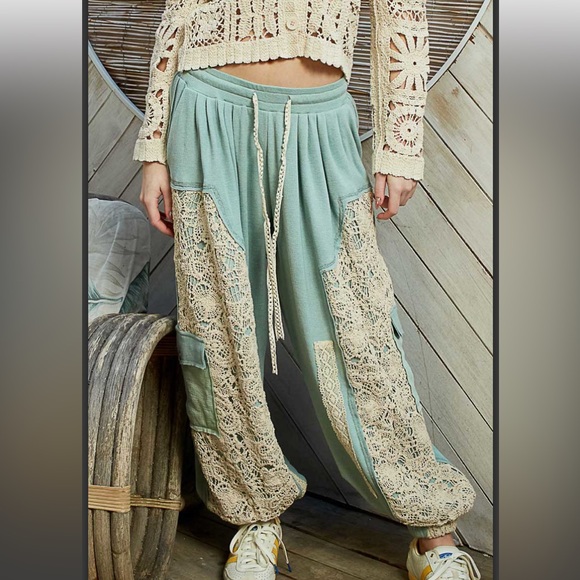 ❤️ 153 POL thermal crochet mix jogger pants - Picture 3 of 5